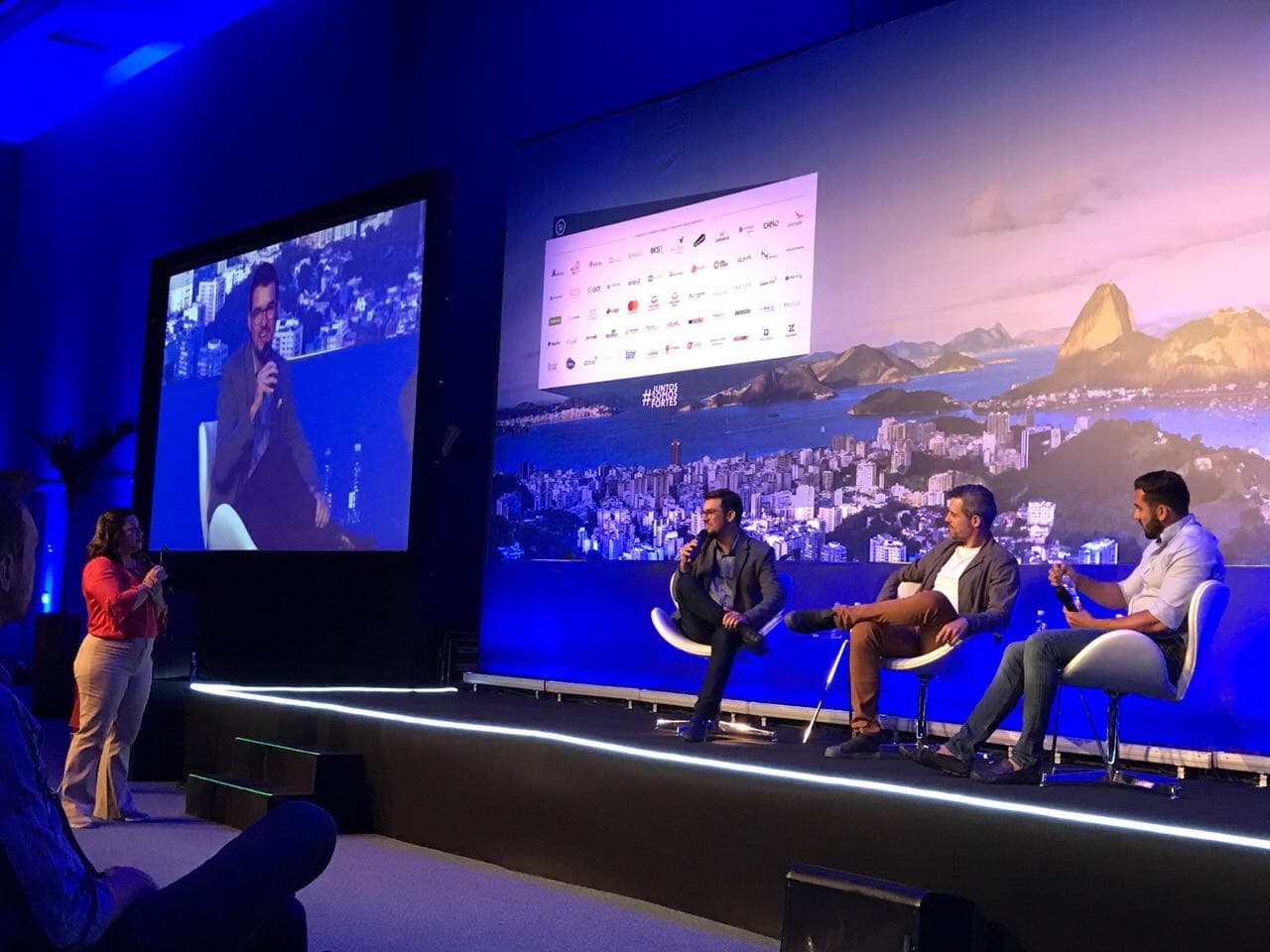 Eric Gallardo speaking at E-Commerce Conference Brazil RIO 2017